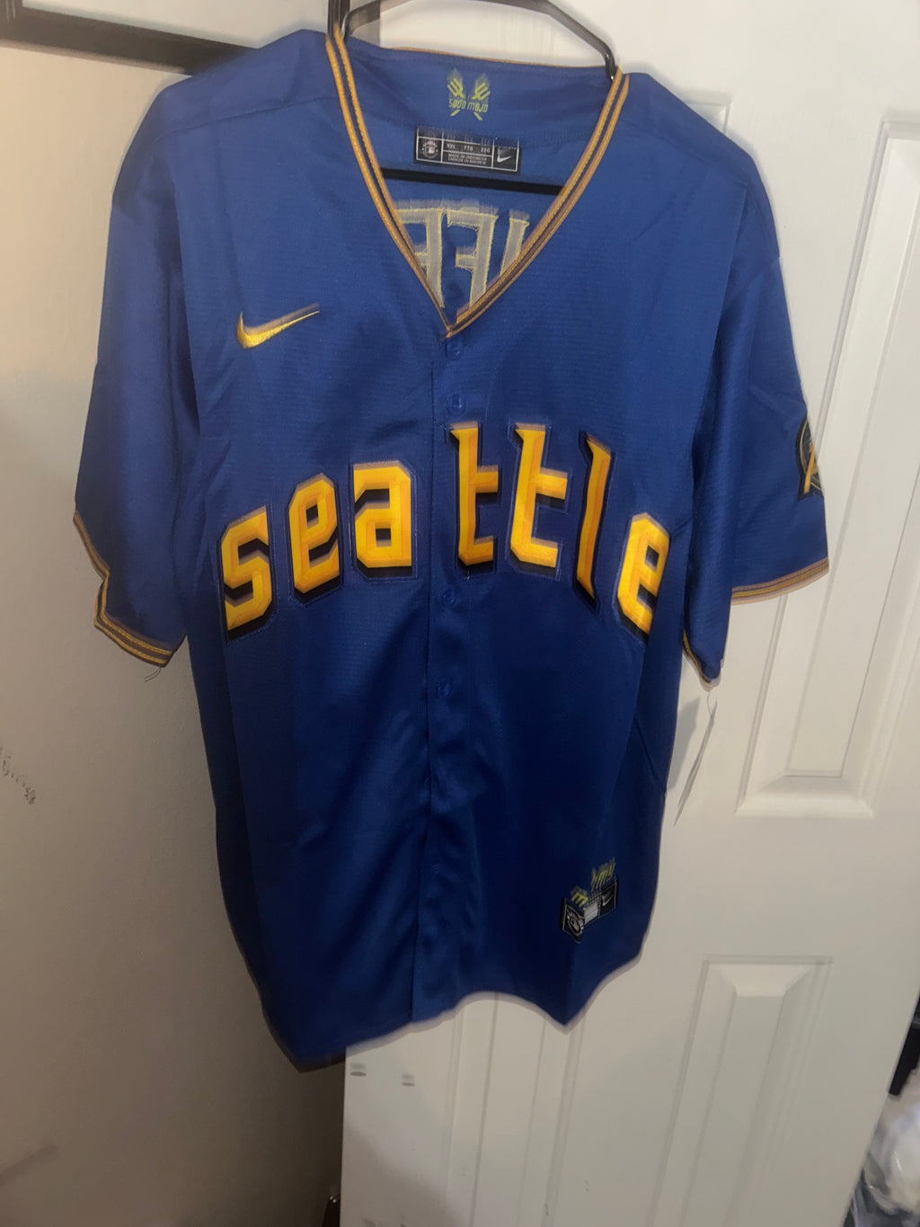 Nike Ken Griffey jr size 2xl jersey