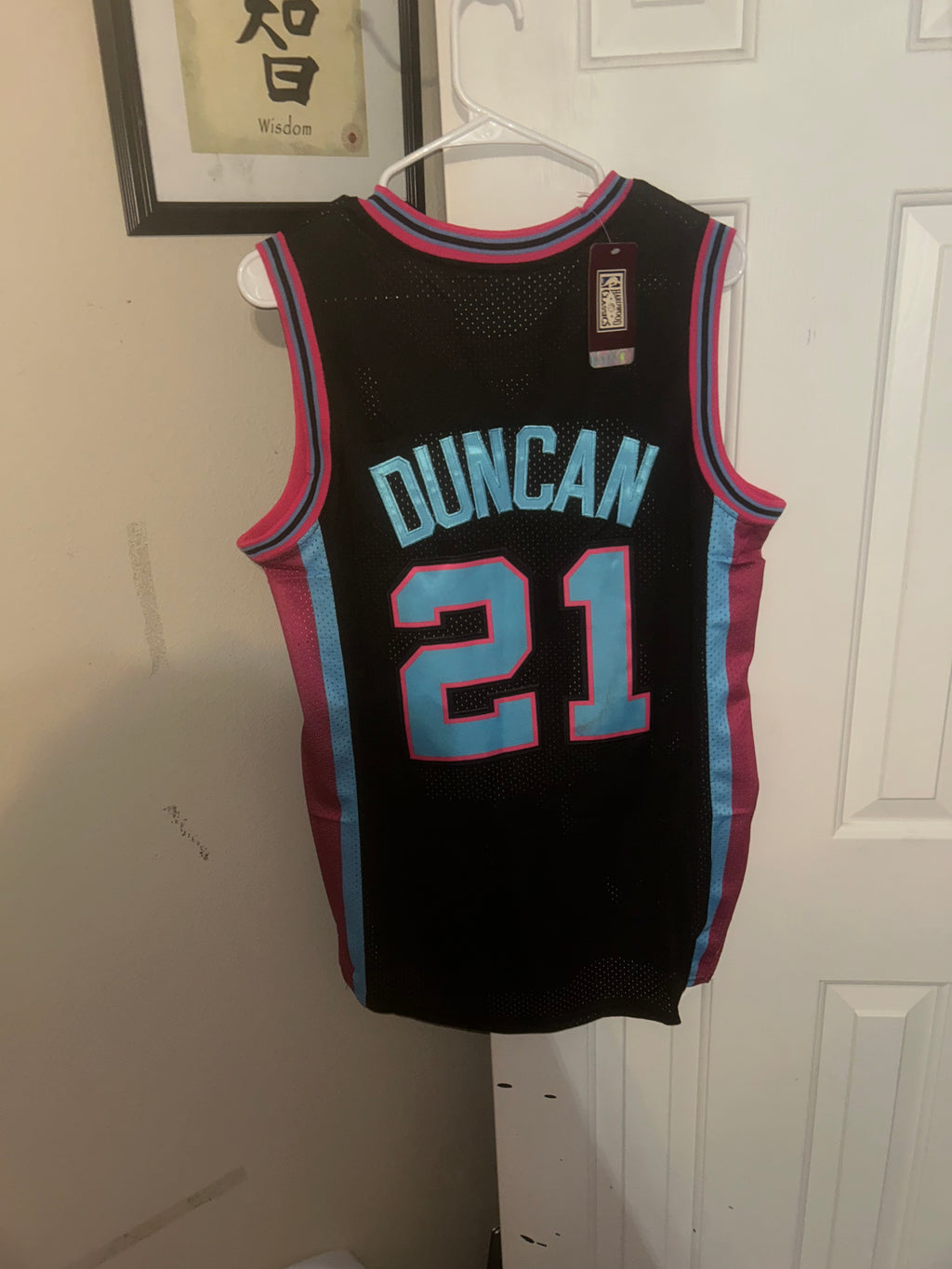 NBA Tim Duncan Spurs jersey in black with pink and blue accents size m